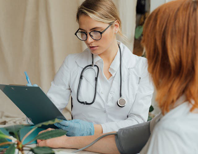 חמש עובדות שלא ידעתם על טרשת נפוצה והמין הנשי