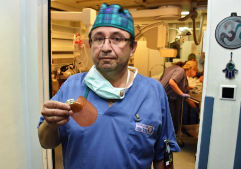 For the first time in Israel: Implantation of pacemakers in antibacterial envelopes