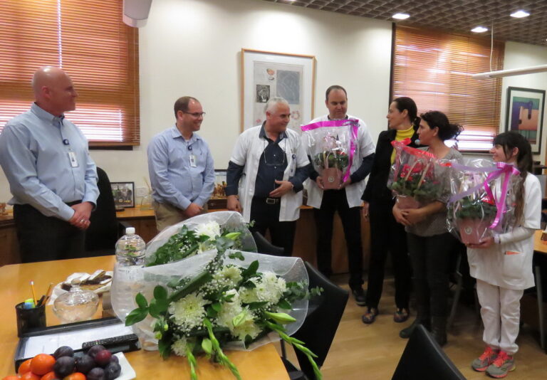 أوائل المحافظين على التواصل (بالعين)