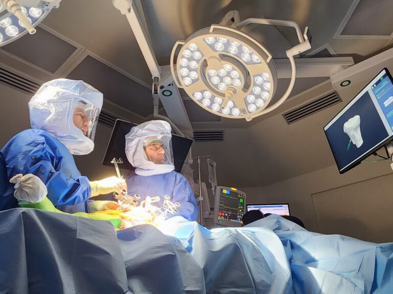 تعرفوا على الروبوت الجديد والدقيق لاستبدال المفاصل