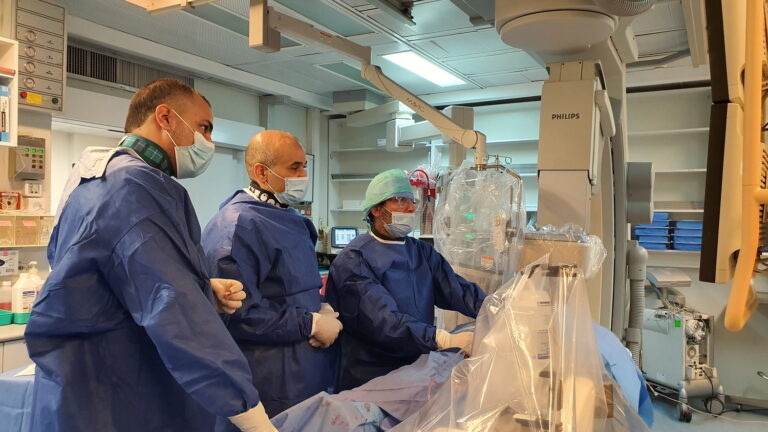 צנתור חדשני של עורקי הריאות הציל את חייה של מטופלת עם תסחיף ריאתי חמור