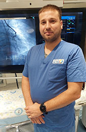 دكتور ناشد حمودة