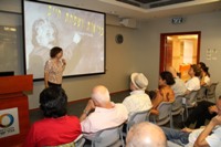 "לא שומרים בבטן"