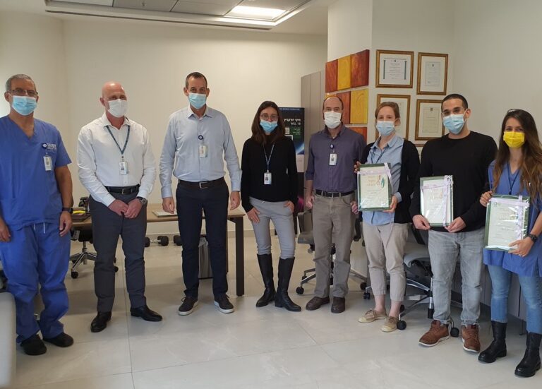 Interns – cum laude!