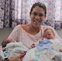 הלל יפה: תאומות נולדו בימים נפרדים