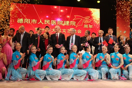 ביקור בסין: צוות הלל יפה עם מתן וילנאי