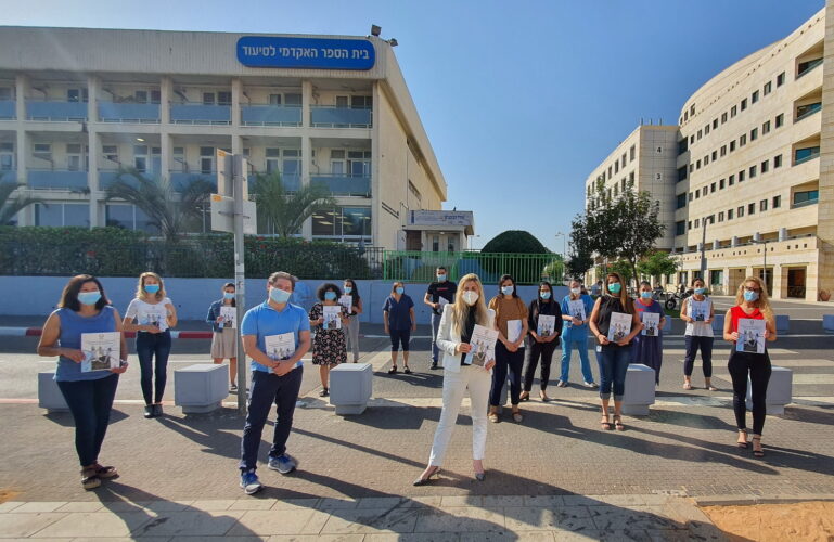 שיא במספר הנרשמים לקורס הסבת אקדמאים לסיעוד בהלל יפה – כתבה מעיתון מבט