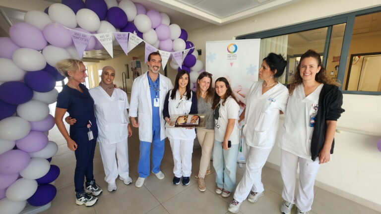 בת מצווה במחלקת פגים